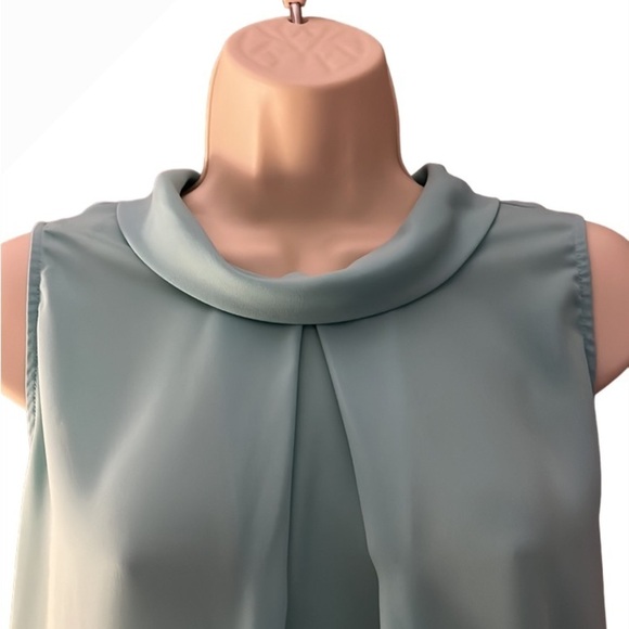 Vince Camuto Sleeveless Blouse Green/Teal Size Medium - Picture 3 of 5
